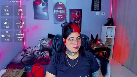 Miss Veronika online show from 09-25-25, 04:27