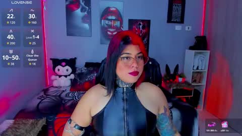 Miss Veronika online show from 10-03-25, 01:08