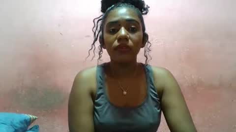 verronique1511 online show from 02-02-25, 04:00