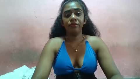 verronique1511 online show from 02-05-25, 08:32