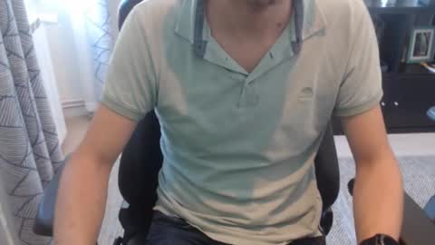 Snapshot of verto159753 chatting on 10-24-25, 10:22 verto159753 online show from 10-24-25, 10:22