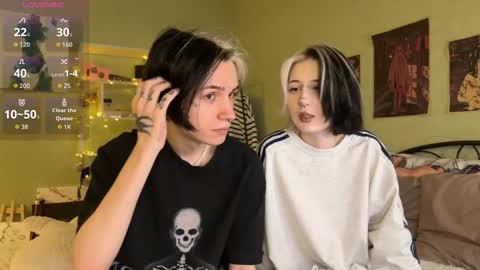 veryraretwins online show from 10-11-25, 09:57