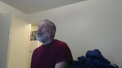 hairy man online show from 02-04-25, 12:51