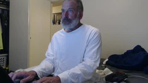 hairy man online show from 03-07-25, 02:15