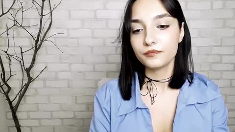Snapshot of veryveryshygirl chatting on 03-11-25, 03:12 Ana online show from 03-11-25, 03:12