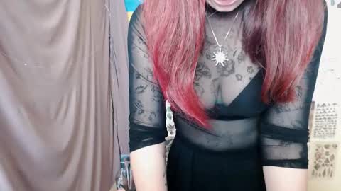 veryveryvery_shy online show from 09-25-25, 05:44