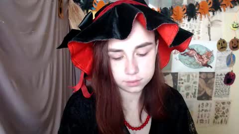 veryveryvery_shy online show from 10-31-25, 06:25