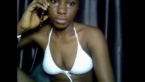 Snapshot of verywetpussy_ chatting on 11-22-25, 10:36 verywetpussy online show from 11-22-25, 10:36