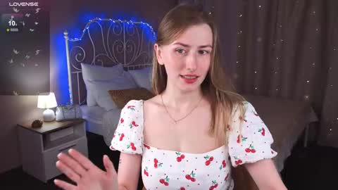 Snapshot of vespera_celeste chatting on 10-09-25, 05:38 Celeste online show from 10-09-25, 05:38