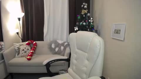 Snapshot of vestawoody chatting on 11-30-25, 07:34 vestawoody online show from 11-30-25, 07:34