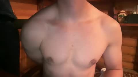 Snapshot of vexelgain chatting on 11-22-25, 04:22 HendasWerout online show from 11-22-25, 04:22