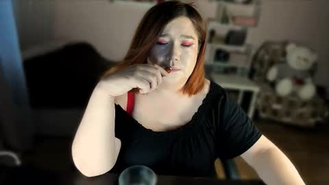 Snapshot of vi__vixen chatting on 10-26-25, 01:39 Vi Vixen online show from 10-26-25, 01:39