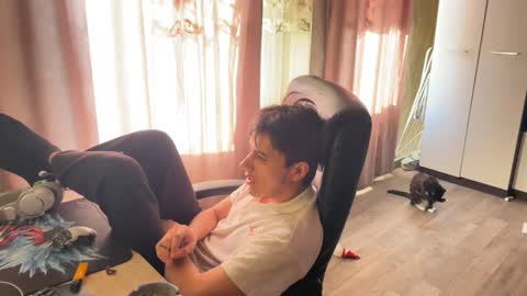 vialeras online show from 10-21-25, 06:47