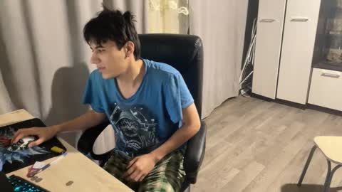 vialeras online show from 10-30-25, 05:24