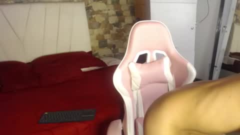 vianca777 online show from 09-18-25, 07:49