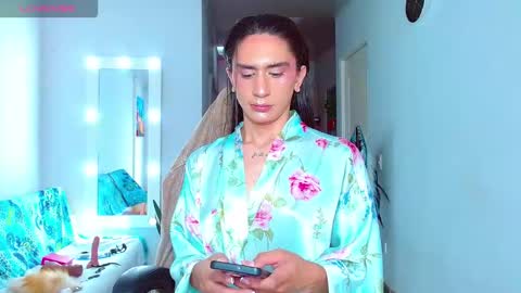 Snapshot of viannca__ chatting on 03-03-26, 09:42 Ariana online show from 03-03-26, 09:42