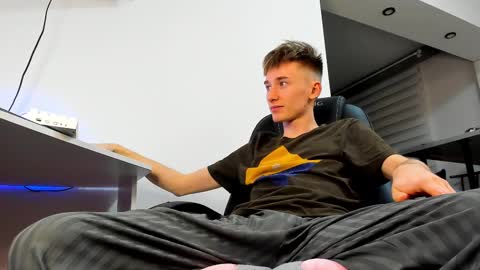 vibemygirl online show from 02-20-25, 02:57