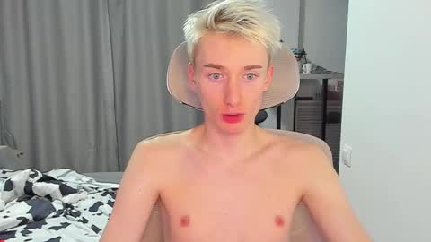 vibemygirl online show from 10-01-25, 12:22