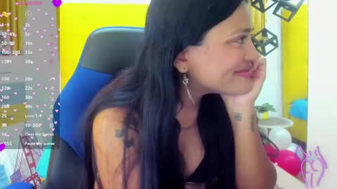 nahomy online show from 02-19-25, 12:44