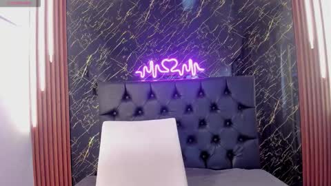 Vichy  Everyday From 1400 to 2130 Col Time online show from 11-19-25, 07:58