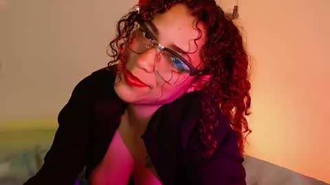 Vicky  online show from 01-02-25, 03:15