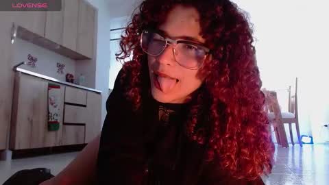 Vicky  online show from 01-03-25, 07:50