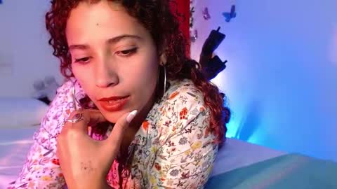 Vicky  online show from 01-08-25, 06:31