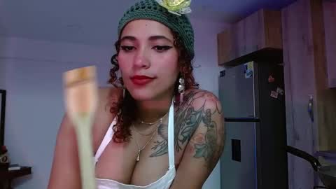 Vicky  online show from 02-03-25, 02:58