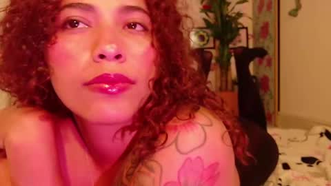 Vicky  online show from 03-11-25, 02:43