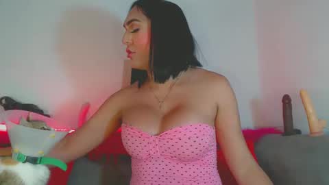 Snapshot of vicky_gill_ chatting on 10-09-25, 08:29 vicky_gill_ online show from 10-09-25, 08:29