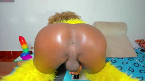 vicky manuela online show from 10-01-25, 02:39