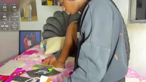 vicky manuela online show from 02-25-26, 03:38