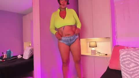 V I C K Y online show from 01-08-25, 11:19