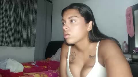 vickyhm22 online show from 09-09-25, 02:11