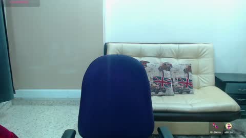 Vicky online show from 12-10-24, 01:43