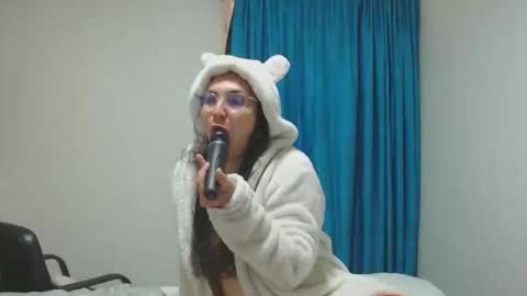 vickyjuice1 online show from 02-09-26, 03:38