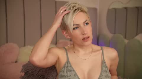 vickysecret96 online show from 03-02-25, 05:58