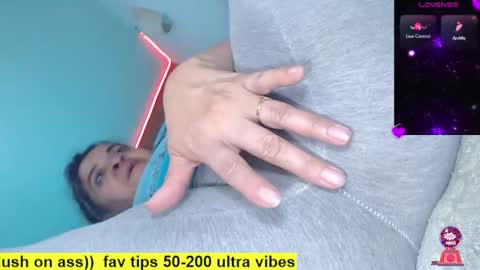 vickytera777 online show from 12-04-25, 12:47