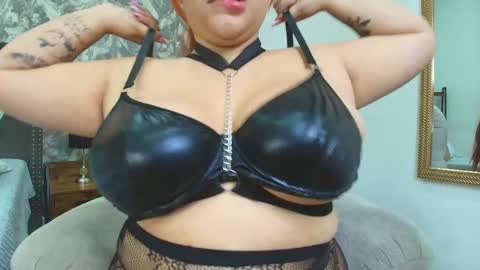 Snapshot of victhoria_red chatting on 03-02-26, 07:21 Victhoria red online show from 03-02-26, 07:21