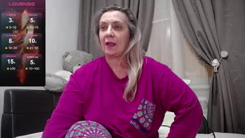 Snapshot of victoria50 chatting on 10-25-25, 07:05 victoria50 online show from 10-25-25, 07:05