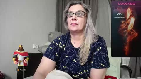 Snapshot of victoria50 chatting on 11-09-25, 10:46 victoria50 online show from 11-09-25, 10:46