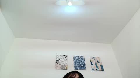 Snapshot of victoria_bliss chatting on 04-13-26, 06:35 victoria_bliss online show from 04-13-26, 06:35