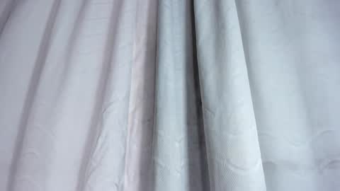 valentina online show from 10-23-25, 12:04