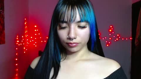 victoria online show from 04-01-26, 04:02