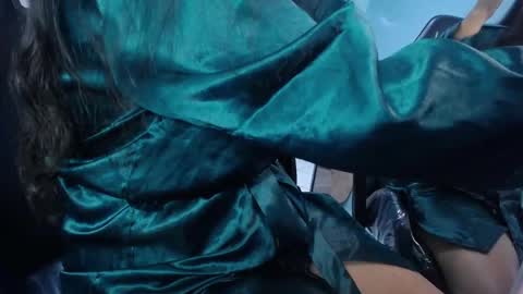 Victoria online show from 12-04-25, 01:09