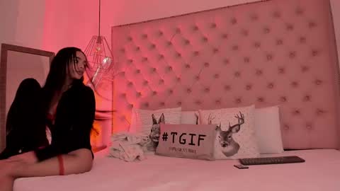 victoria_kitt online show from 02-19-25, 07:27