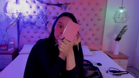 victoria_kitt online show from 10-17-25, 10:34