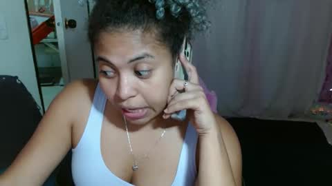 VICKY online show from 09-18-25, 02:02