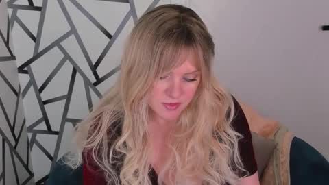 Snapshot of victoria_nelson chatting on 02-04-26, 01:33 Victoria My schedule for the week 2 GMT 3am-9am TuWeThFrSa online show from 02-04-26, 01:33