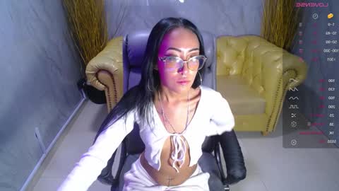 Victoria  online show from 01-29-25, 10:32